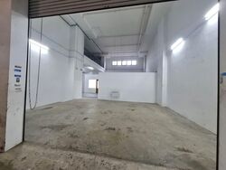 E9 Premium (D27), Factory #553564961